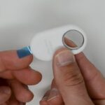 Hand-held device helps users locate their valuables