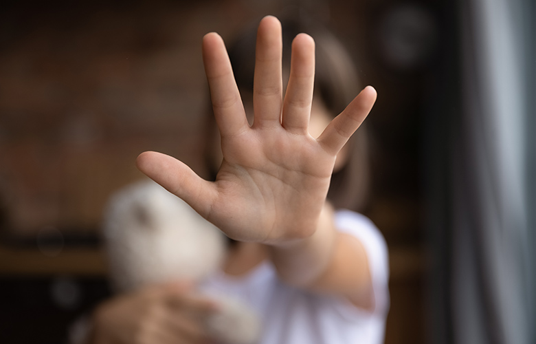 45-year-old sentenced to ten years in prison for indecency with his partner's minor daughter