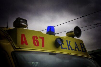A 44-year-old man suffered a heart attack in his car in Krousonas, Heraklion