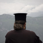 An old calendar priest was arrested for sexually abusing a child on an island in Argosaronicos