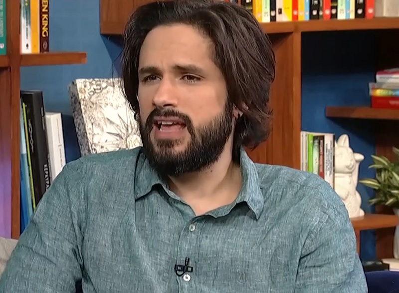 Yannis Niarros: "Everyone knows me because they think I'm Orfeas Augustidis or Panos Vlachos"