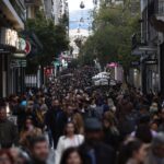 «Ζεστάθηκε» η αγορά από την αυξημένη κίνηση στα καταστήματα – Ανοικτά τα καταστήματα την Κυριακή