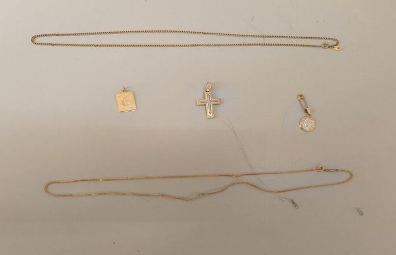 Arrest of a 59-year-old woman for stealing jewelry in a house in Florina