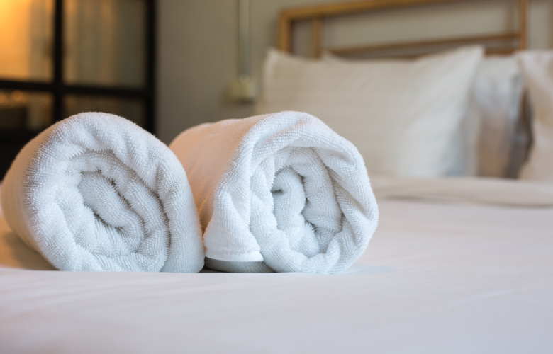 The "trick" used by two out of three American tourists to secure cheaper accommodation