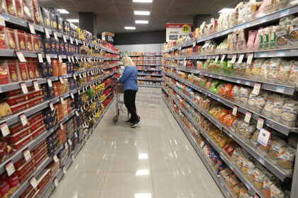 Price reduction signs on 600 products will be placed on supermarket shelves