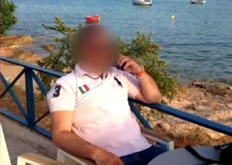 The Parliament policeman denies all charges and speaks of the mother's "mental illness" - Attack on the media for how they present the case