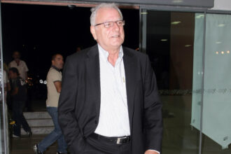 "Never put it down" – The last television appearance of Kostas Hardavellas