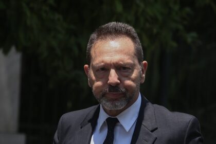 Stournaras: "We would become Syria if we left the euro"