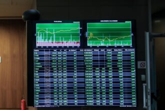 The Stock Exchange closed with a rise of 0.40%