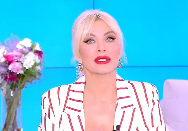 Katerina Newourgou for Giorgos Liaga: "Say publicly which shows they wanted to have the video he played"