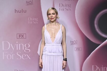 Actress Michelle Williams acquired her fourth child through surrogate mother