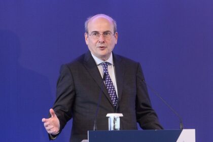 Chatzidakis: Seven interventions for the protection of the Greek economy from international instability