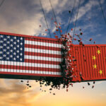China encourages the US to "cancel" new customs duties immediately