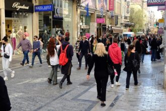 Festive Hours: How will the stores work until Great Saturday