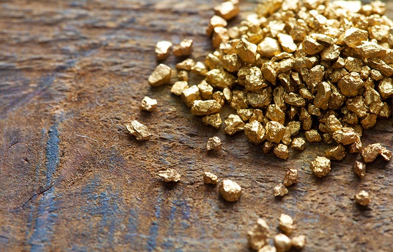 Gold breaks record after Trump announcements for duties