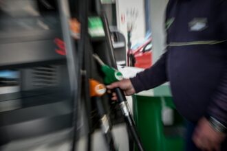 Reduce fuel prices before Easter brings Trump duties