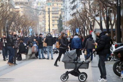 The Easter Hours of Thessaloniki Shopping Stores