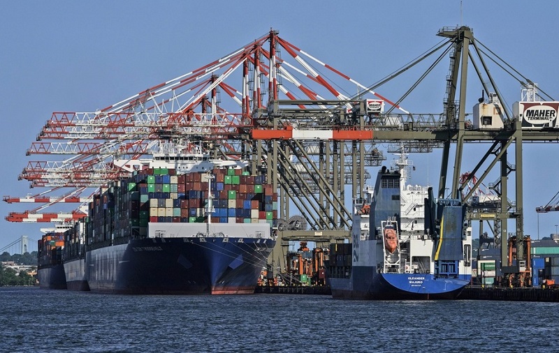 The US is announcing new costs for ships connected to China - a blow to Greek shipping