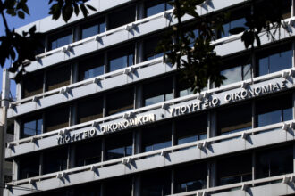 Budget: Primary surplus of 4.5 billion euros versus target for 3 billion for the first quarter