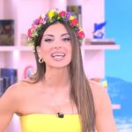 Stamatina Tsimtsilis in Katerina Newourgou: "From an age onwards we do not deal with the years"