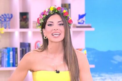 Stamatina Tsimtsilis in Katerina Newourgou: "From an age onwards we do not deal with the years"